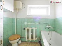 RD s dvěma byty, se zahradou, garáží s dílnou a studnou  - 27