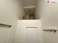 Pronájem bytu 1+kk 48 m2 P5 Smíchov zařízený nový LOFT - 10