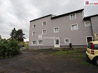 Prostorná atypická garsonka - studio v přízemí cihlového domu v obci Počerny - Karlovy Vary - 14