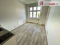 Pronájem bytu 1+kk 25 m2 P10 Strašnice po rekonstrukci cihla nezařízený - 3