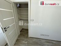 Pronájem bytu 1+kk 25 m2 P10 Strašnice po rekonstrukci cihla nezařízený - 4