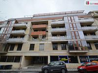 Pronájem 4kk 97m2 P5 Smíchov Na Zatlance balkon terasa garáž