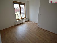 Pronájem 4kk 97m2 P5 Smíchov Na Zatlance balkon terasa garáž - 5