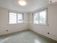 Pronájem komerčního prostoru 753 m2, pozemek 2.006 m2 - Hředle - 10