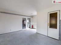 Pronájem komerčního prostoru 753 m2, pozemek 2.006 m2 - Hředle - 18