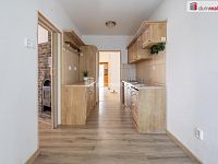 Prodej domu 170 m2, pozemek 500m2 - Třebusice - 9
