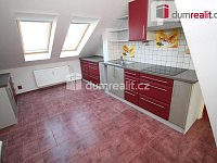 Krásný byt 2+kk ve třetím patře cihlového domu v Horním Slavkově - 2