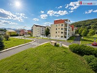 Moderní a prostorný byt 2+kk s balkonem v žádané lokalitě Bukov - 8