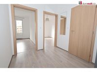 Světlý byt 2+kk s balkonem a park. stáním, 46,4 m2 + 5 m2 balkon, 2.p, OV, Praha 9 - Čakovice - 18