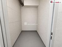 Světlý byt 2+kk s balkonem a park. stáním, 46,4 m2 + 5 m2 balkon, 2.p, OV, Praha 9 - Čakovice - 23