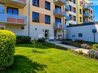 Světlý byt 2+kk s balkonem a park. stáním, 46,4 m2 + 5 m2 balkon, 2.p, OV, Praha 9 - Čakovice - 26