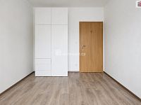 Světlý byt 2+kk s balkonem a park. stáním, 50 m2 + 5 m2 balkon, 2.p, OV, Praha 9 - Čakovice - 12