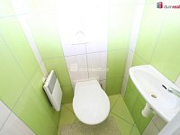 Krásná novostavba rodinného domu se zahradou a garáží v Rájově - 23