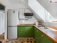 Prodej rodinného domu s vnitřním bazénem, Kyselka - 9