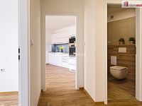 Krásný apartmán 3+kk ve Všemině o výměře 80,5 m² sklep 4 m² a terasa 8 m² , v OV. - 9