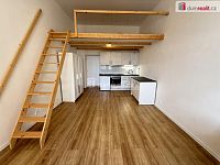 Pronájem bytu 1+kk 38 m2 P5 Smíchov po rekonstrukci LOFT 