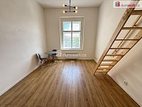 Pronájem bytu 1+kk 38 m2 P5 Smíchov po rekonstrukci LOFT  - 5