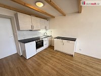 Pronájem bytu 1+kk 38 m2 P5 Smíchov po rekonstrukci LOFT  - 6