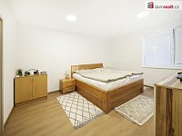 Pronájem  rodinného domu 6+1 se zahradou a garáží – Mělník - 15