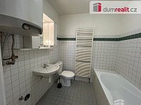 pronájem bytu 1kk 35 m2 v centru Kolína, cihlový dům - 4