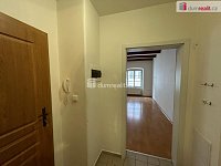 pronájem bytu 1kk 35 m2 v centru Kolína, cihlový dům - 5