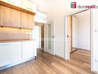 K pronájmu, byt 2+kk s lodžií a sklepem, ul. nám. Tomáše Bati, Sezimovo Ústí - 10