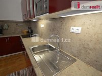 Pronájem 1+kk 38m2 P4 Nusle novostavba zařízený cihla  - 6