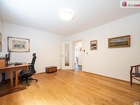 K prodeji, nadstandardní byt 3+kk s terasou, krásným výhledem na město, garáží a sklepem, Pod Horami 2670, Písek - 23
