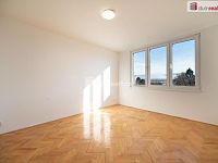 K pronájmu, zděný byt 2+1 s balkónem v nejvyšším podlaží + sklep, ul. Netolická čp. 272, Lhenice, okr. Prachatice - 12