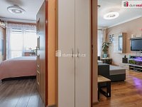 Prodej bytu 2+1 se třemi zasklenými lodžiemi | 53,1 m² | Kladno – Kročehlavy - 10