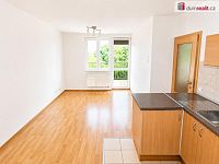 Světlý byt 2+kk s balkonem a parkovacím stáním, 42 m2 + 6 m2 balkon, 1p./2NP, Klecany