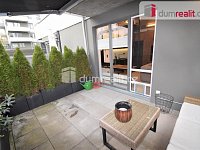 Pronájem exklusivního 1+kk, 47m² vč. zahrádky, rezidence Hadovitá, Praha 4- Michle, garážové stání a sklep - 8