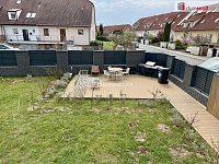 Pronájem prostorného bytu 3+kk v rodinném domě se zahradou a balkonem, 98 m², Velké Přílepy - 10
