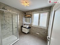 Pronájem prostorného bytu 3+kk v rodinném domě se zahradou a balkonem, 98 m², Velké Přílepy - 14