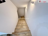 Pronájem prostorného bytu 3+kk v rodinném domě se zahradou a balkonem, 98 m², Velké Přílepy - 20