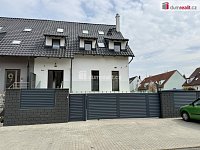 Pronájem prostorného bytu 3+kk v rodinném domě se zahradou a balkonem, 98 m², Velké Přílepy - 21