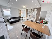 Pronájem prostorného bytu 3+kk v rodinném domě se zahradou a balkonem, 98 m², Velké Přílepy - 6