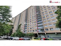 Světlý byt 2+1 po kompletní rekonstrukci, 62 m2 + 4 m2 balkon, 3.patro / 4 NP, OV, panel po rek, Praha 8 - 26