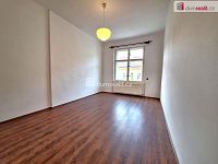 pronájem 3kk 72m2 P2 Vinohrady Chodská nezařízen - 8