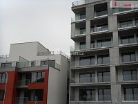 Pronájem 2kk 75m2 P10 Vinohrady Rezidence Korunní novostavba terasa garážové stání sklep částečně zařízeno - 11