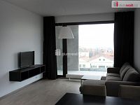 Pronájem 2kk 75m2 P10 Vinohrady Rezidence Korunní novostavba terasa garážové stání sklep částečně zařízeno - 7