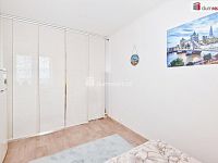 Prodej bytu 1+kk 40m2 a Park. stání, Bohumínská, P9 - 12