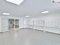 Prodej bytu 1+kk 40m2 a Park. stání, Bohumínská, P9 - 27
