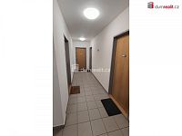 Pronájem parkovacího stání, 13 m2, novostavba, OV, Praha 8 - Dolní Chabry - 3