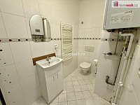 Pronájem, bytu 2+kk, 40 m2, Mariánské Lázně-lázeňské centrum - 13