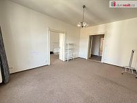 Pronájem bytu 3+1 92 m2 P5 Smíchov nezařízený 2x balkon cihla  - 7