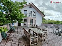 Prodej vícegeneračního rodinného domu s bazénem, Bystřice - Ouběnice, 300 m2