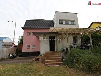 Pěkný mezonetový byt 3+1 v rodinné vile s možností užívat zahradu - 15