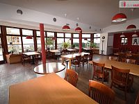 Pronájem restaurace, ul. Květnového povstání, Praha 10- Benice