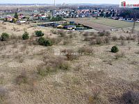 Prodej pozemku 912 a 811m2 v obci Libiš, okr. Mělník - 8